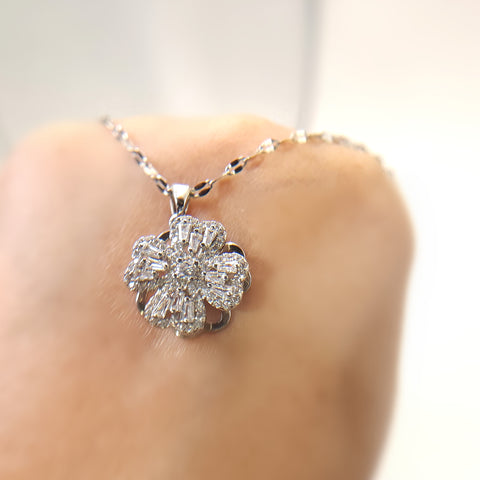 Dainty silver necklace with zircon spinning four leaf clover silver necklace with zircon, delicate necklace| gift for her|spinning pendants