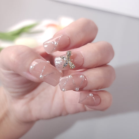 Press on Nails| Medium Coffin|baroque pearl and bow | False Nails gift for her|bling nails|glitter nails|y2k press on nails|hand painted