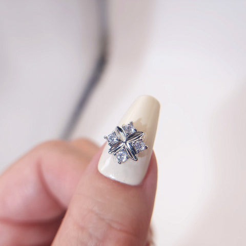 2 pcs High Quality ,christmas snowflake Nail Charms, 3D Nail Art , Metal mosaic white zircon , Nail Bling, Nail Crystal, Nail Rhinestone