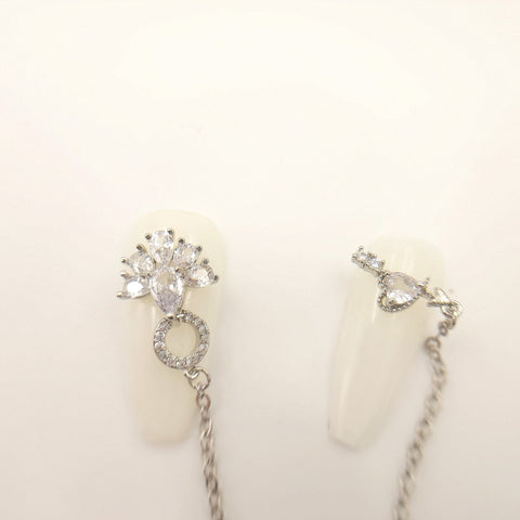 2 pcs High Quality Nail Charms|petal and white zircon hearts and arrowstwo finger chain |Nail CrystalNail Rhinestone|gift